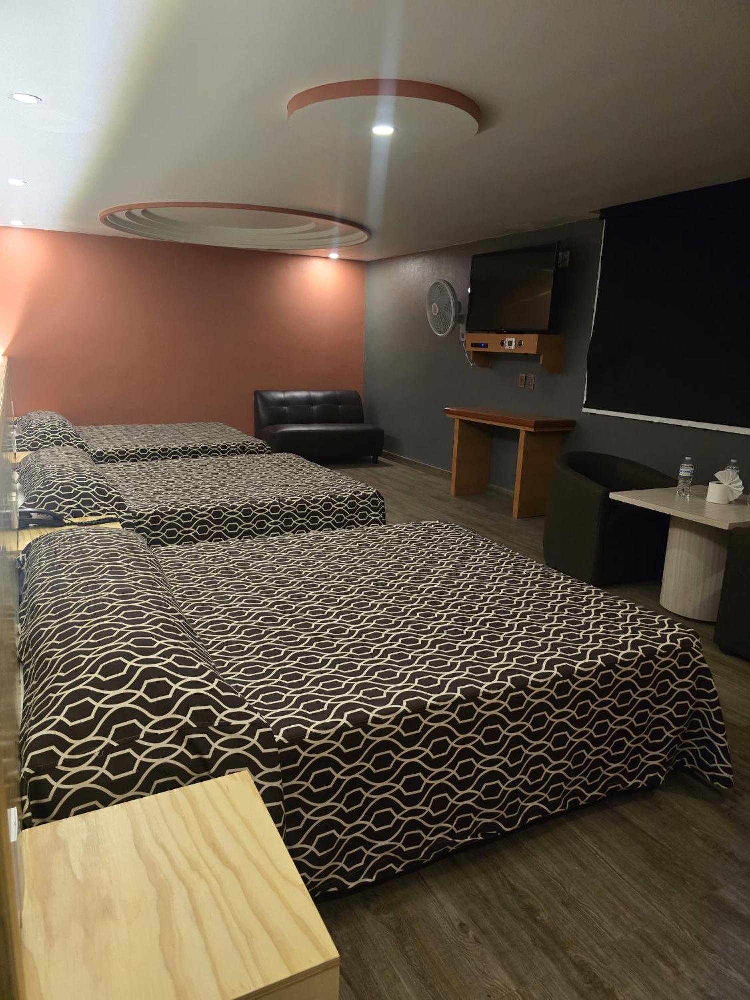 Hotel Y Villas Gran Via مدينة مكسيكو المظهر الخارجي الصورة
