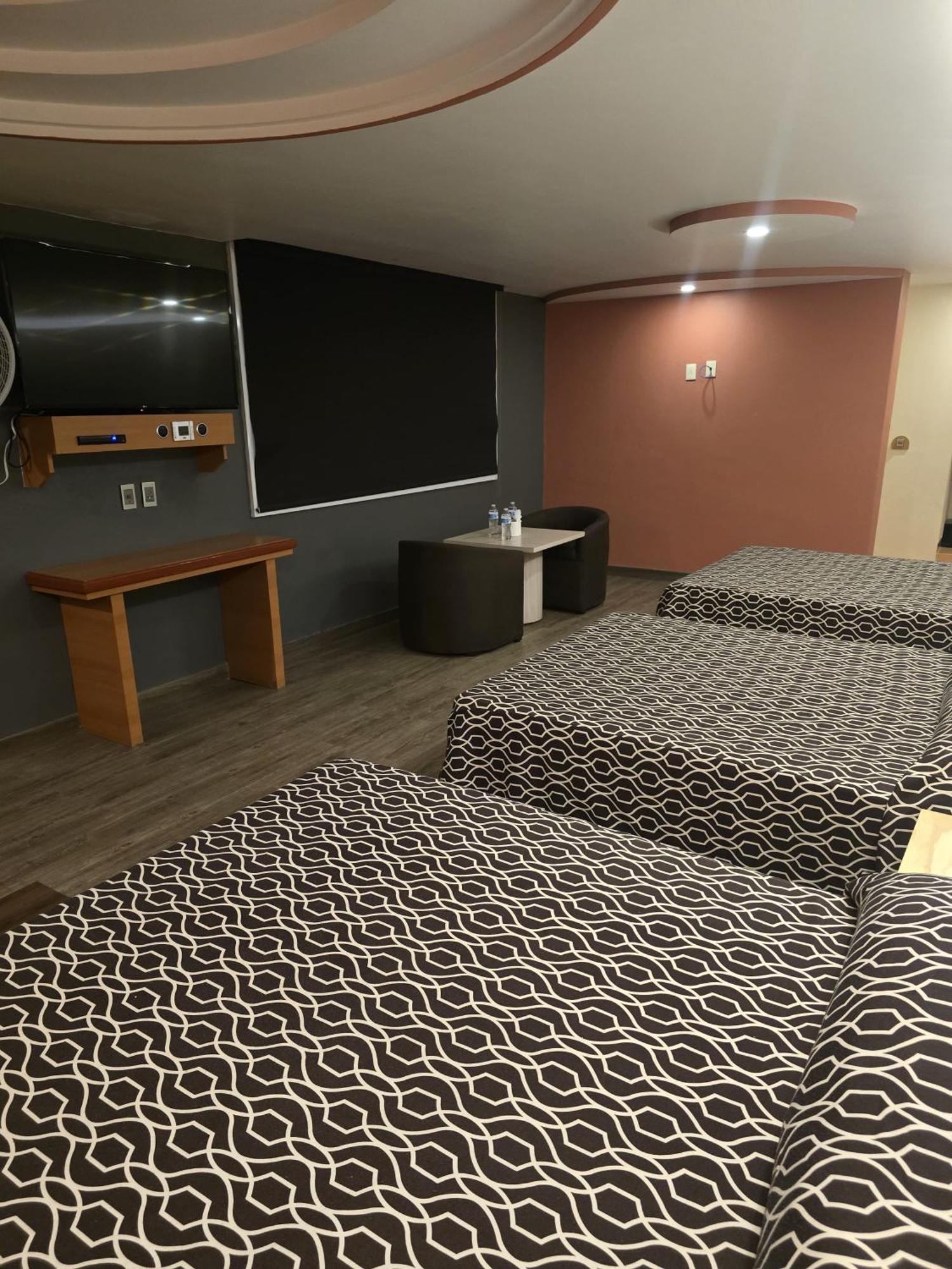 Hotel Y Villas Gran Via مدينة مكسيكو المظهر الخارجي الصورة