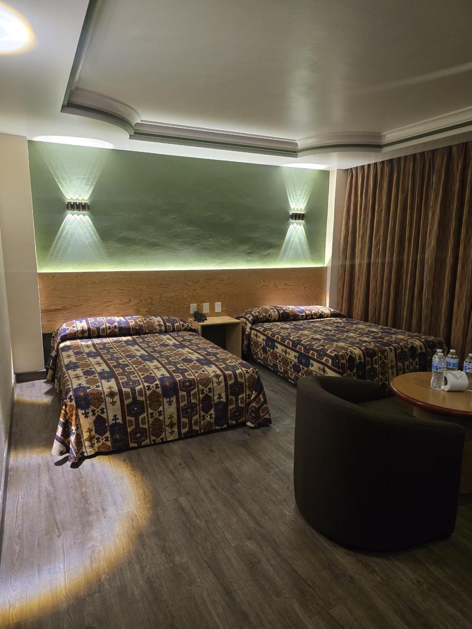 Hotel Y Villas Gran Via مدينة مكسيكو المظهر الخارجي الصورة