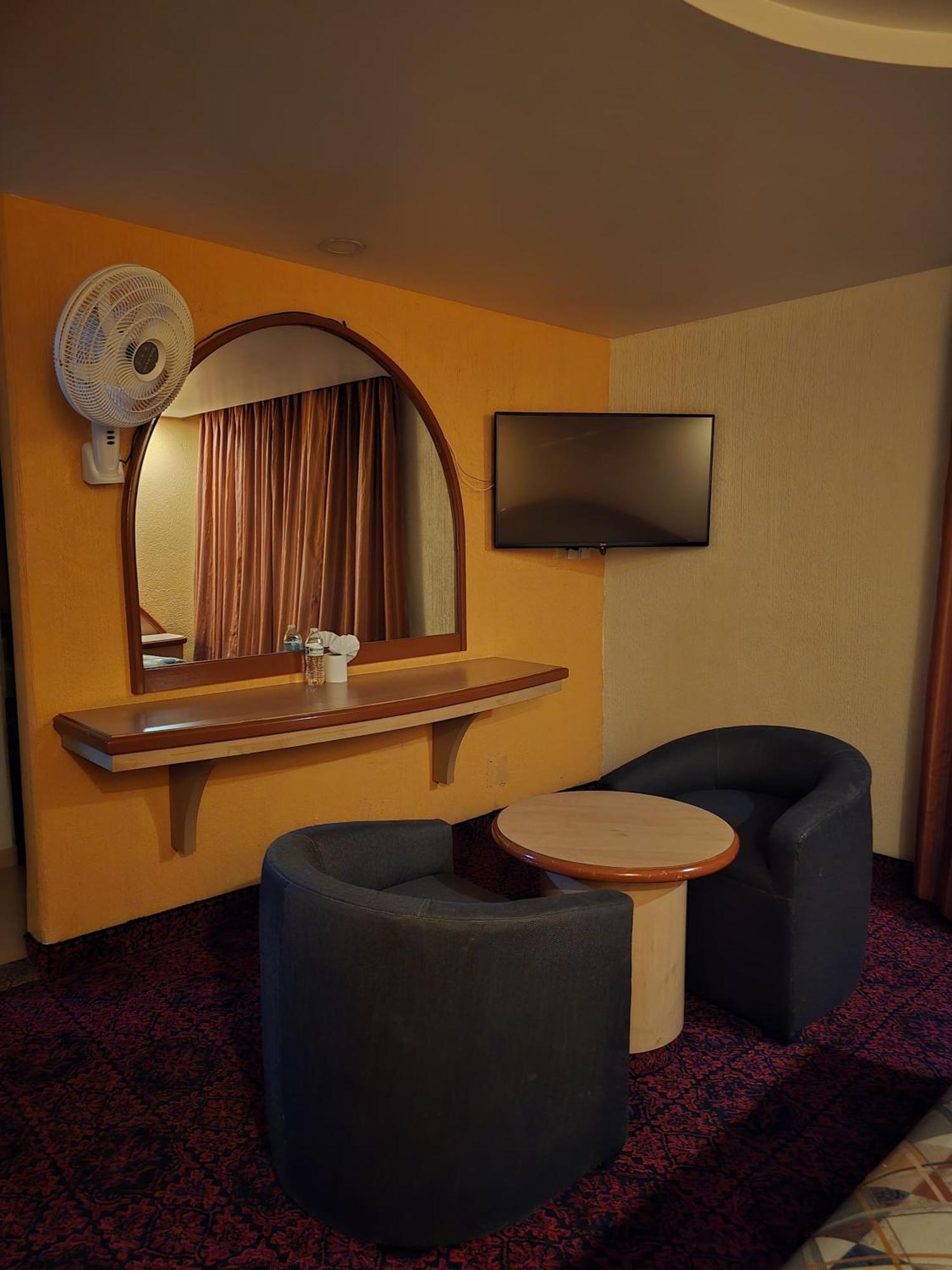 Hotel Y Villas Gran Via مدينة مكسيكو المظهر الخارجي الصورة